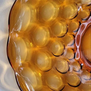 Plateau en verre ambré effet bulles