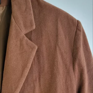 Manteau marron en laine et cachemire
