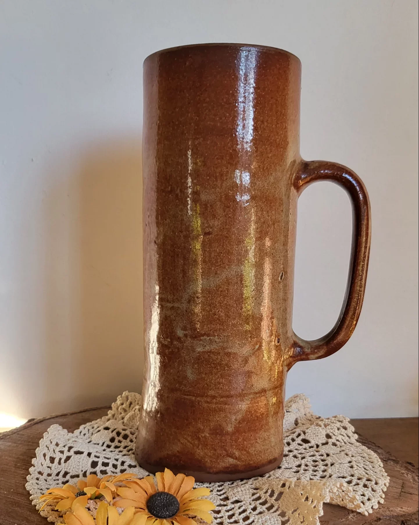 grand vase à anse en grès marron vintage