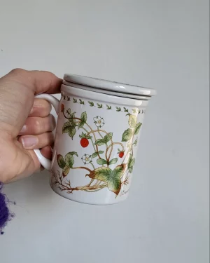 mug tisanière motif fraises