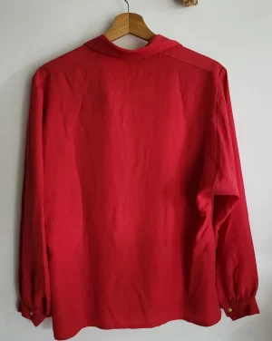 chemise rouge col pelle à tarte