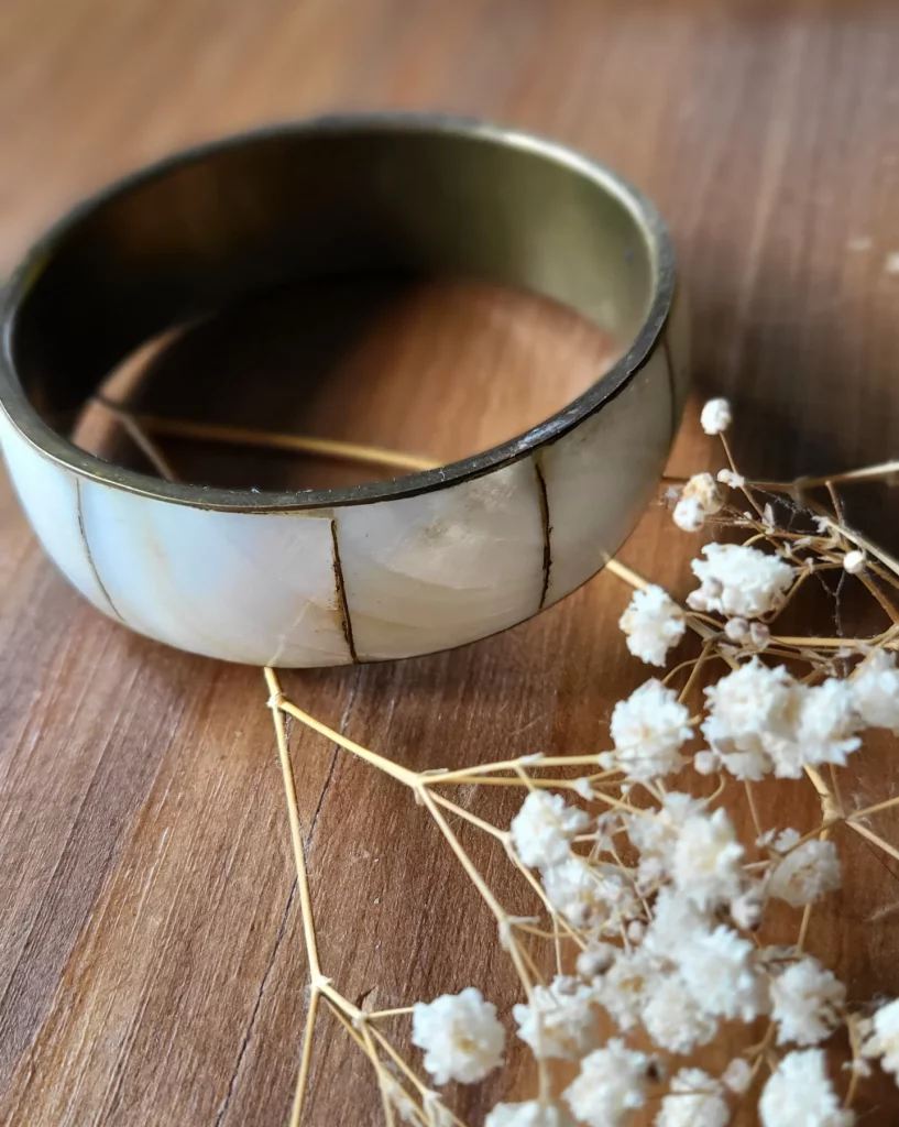 bracelet vintage nacre et laiton